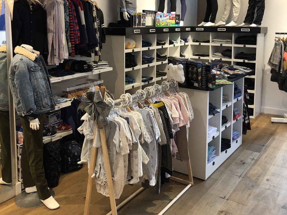 Skipper & Scout interior