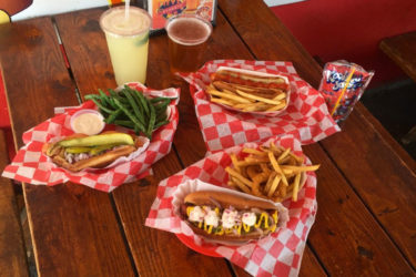 Steve's Snappin' Dogs hot dogs