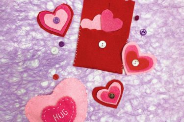 felt crafts valentines