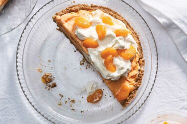 Dreamsicle ice cream pie