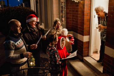 Christmas caroling tips for kids