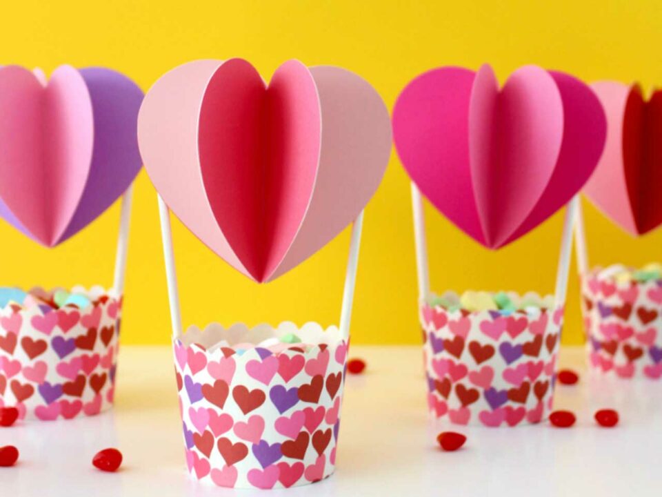Paper hearts craft